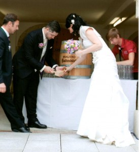 Holzfass Hochzeit